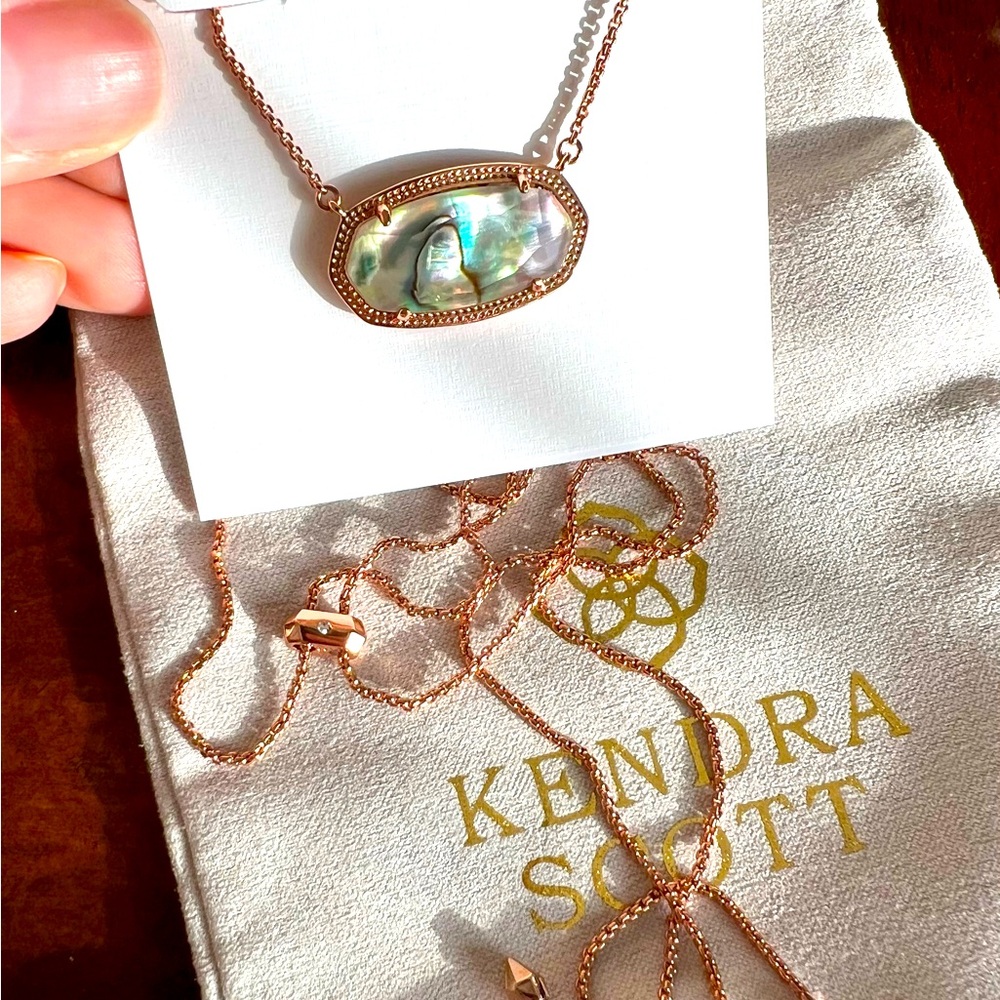 NWT Kendra Scott Delaney Pendant Necklace in Abalone Rose Gold - Picture 3 of 7